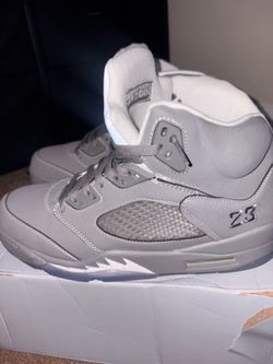 Wolf grey Jordan 5s