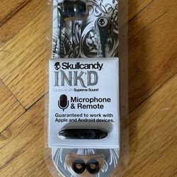 Skullcandy Earbuds With Remote 