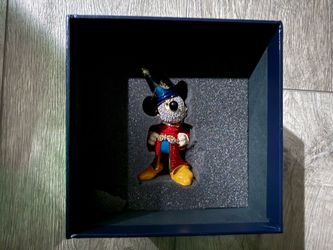 Disney Arribas Swarovski Jeweled Sorceror Mickey