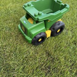 John Deere Dump Truck