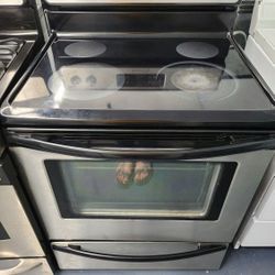 Frigidaire With Install! Electric Stove 30 inches wide