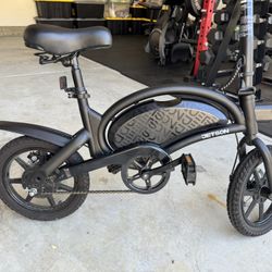 Jetson Bolt Folding Electric Bike – Barely Used! Rides Great!