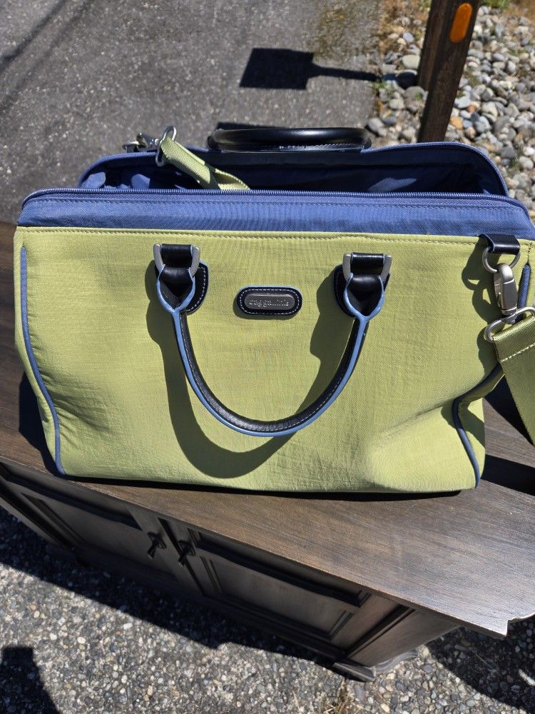 Baggallini Travel Bag