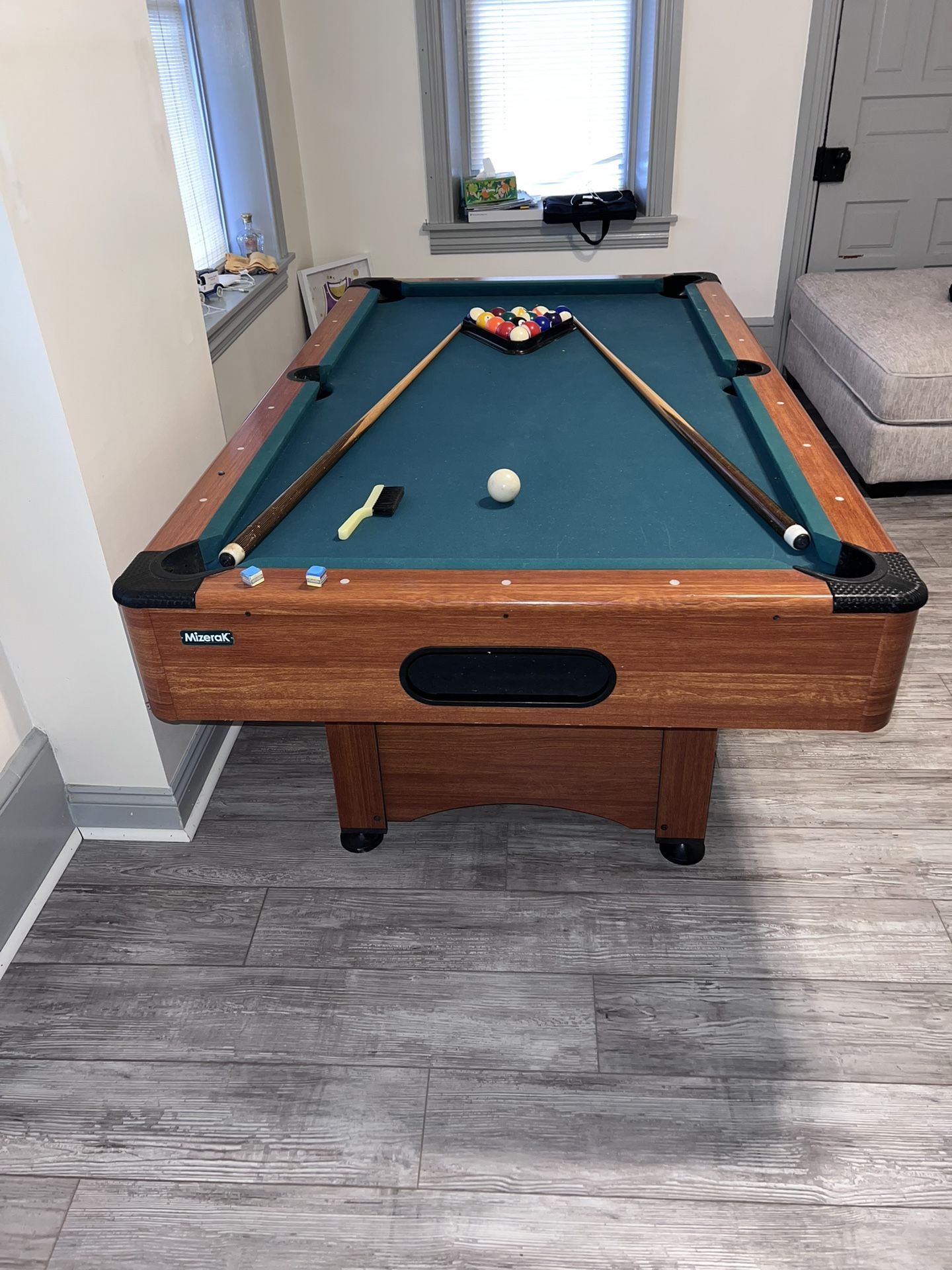 Billiard Pool Table MIZERAK