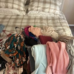 Women’s Clothes 
