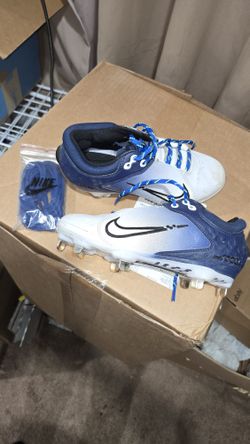 Nike Softball Cleats SIZE 5.5