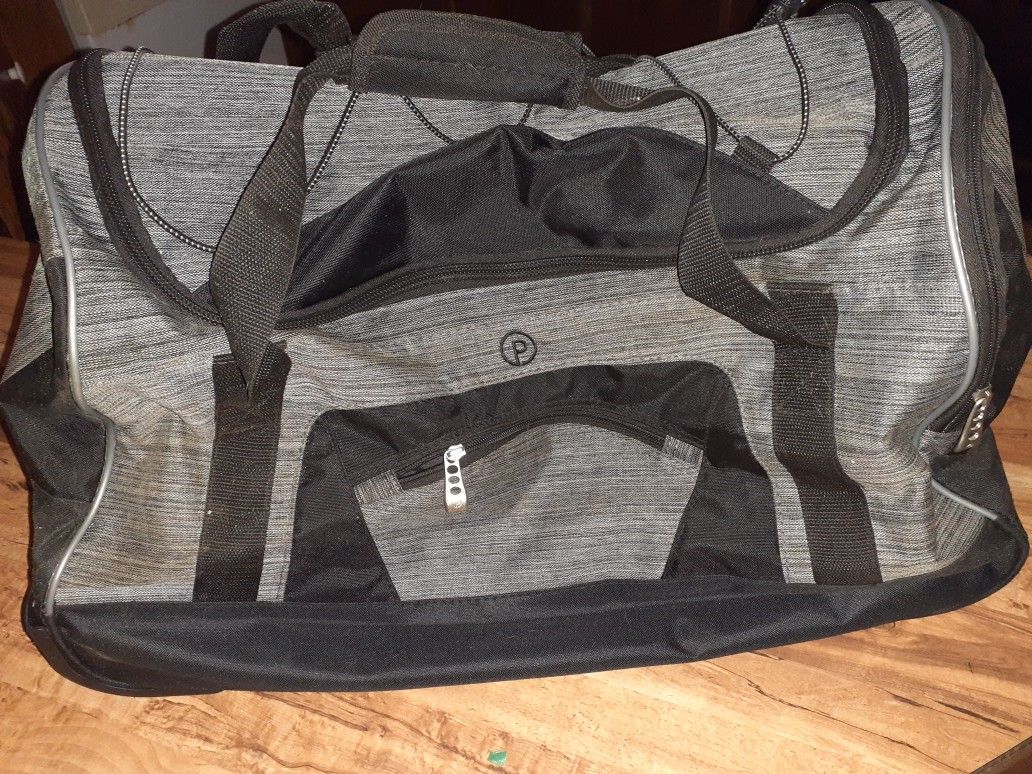 Duffle Bag With Wheels And Handle