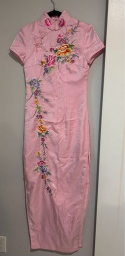 Women’s dress