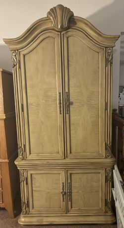 Hutch Storage Tv Cupboard $50