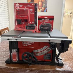 New Milwaukee Table Saw with Battery and Charger 
