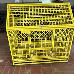 Large Metal Dog Kennel