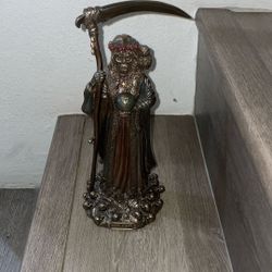Santa Muerte Statue