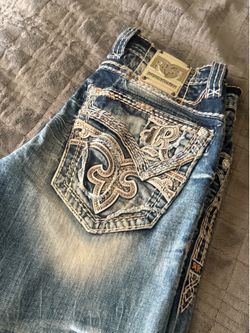 Men’s 2026 rock revival size 32 straight jeans