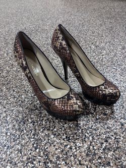 Women Enzo Angiolini Shoes