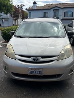 2008 Toyota Sienna