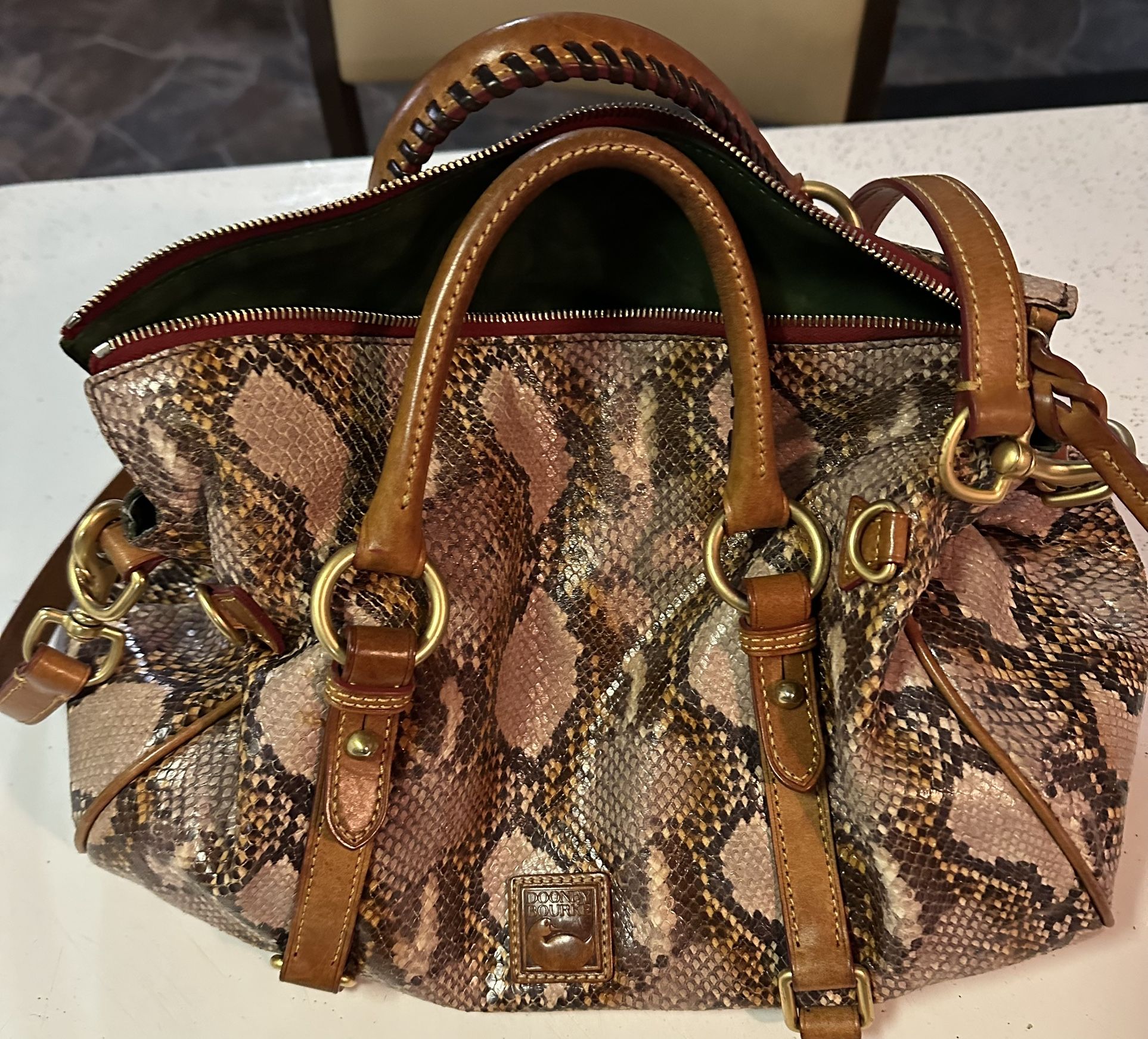 Dooney And Bourke Purse