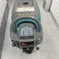 Tennant T300 Autoscrubber