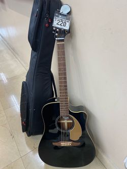 Fender Redondo Player electro-acoustic guitar