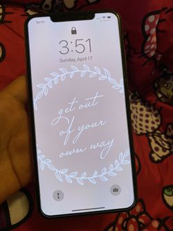 Excellent Condition 64 GB Comes With Original Box - Send Your Offers  