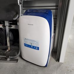 Honeywell Portable AC Unit 12,000 BTU