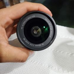 18-55mm Nikon Lens