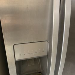 Whirlpool SS Refrigerator 
