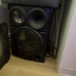 Radio system and China cabinet