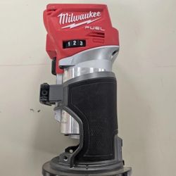 Milwaukee M18 FUEL Router / Bits 