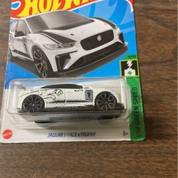 2023 HOT WHEELS JAGUAR I-PACE eTROPHY 158/250 HW Green Speed 9/10 White NEW