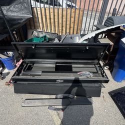 Truck Cover USA  for Ford F150 5.5 Foot Bed From 2015 - 2020