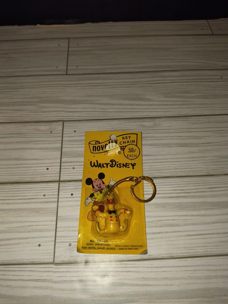 Vintage Walt Disney Production Esko Industries Donald Duck Novelty Key Chain New