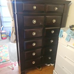 Solid Wood Dresser 7 Drawwera