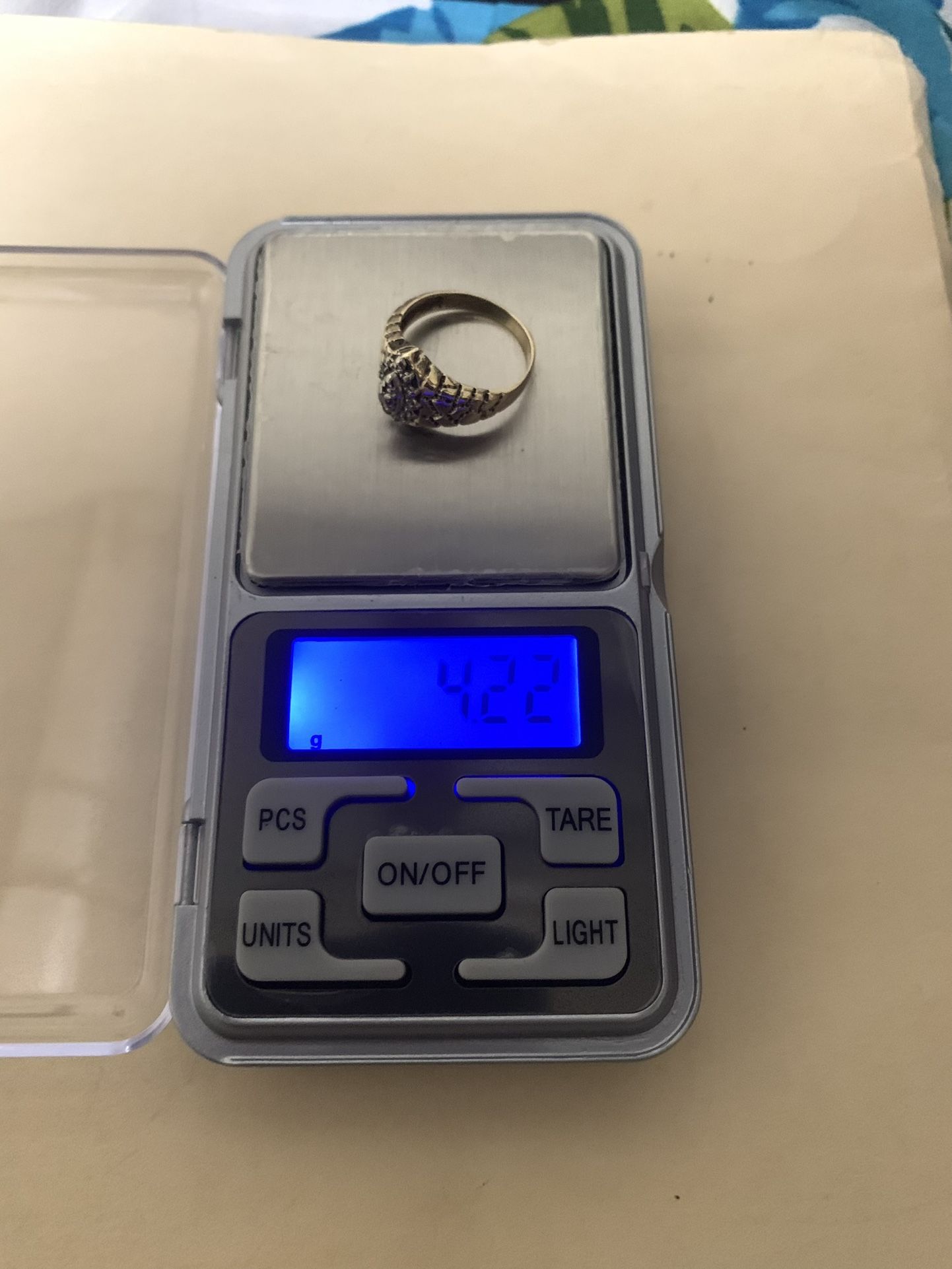 14K Gold Ring with Natural Diamonds – 4.22g