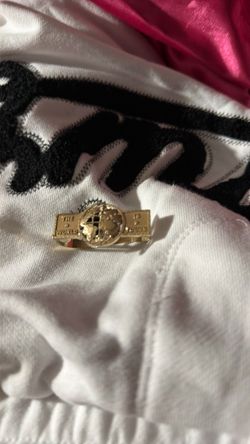 10k gold ring world is yours