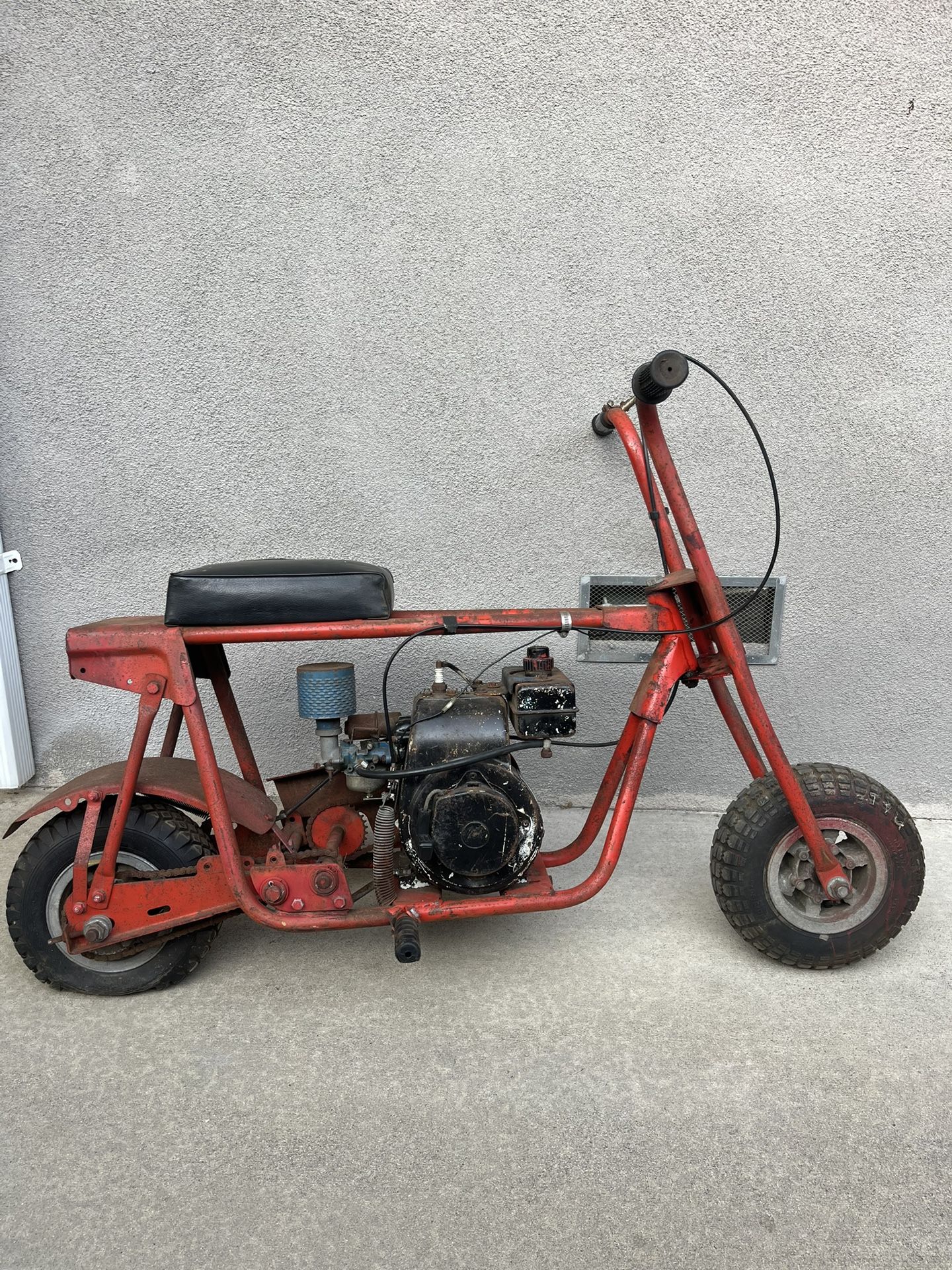 Vintage Montgomery Ward 323 + JC Penny Tigre Frame