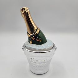 Y2K Millenium salt and pepper shakers