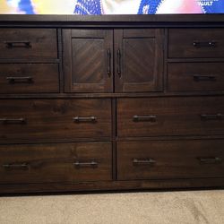 Rustic 8- Drawer Dresser + Mirror