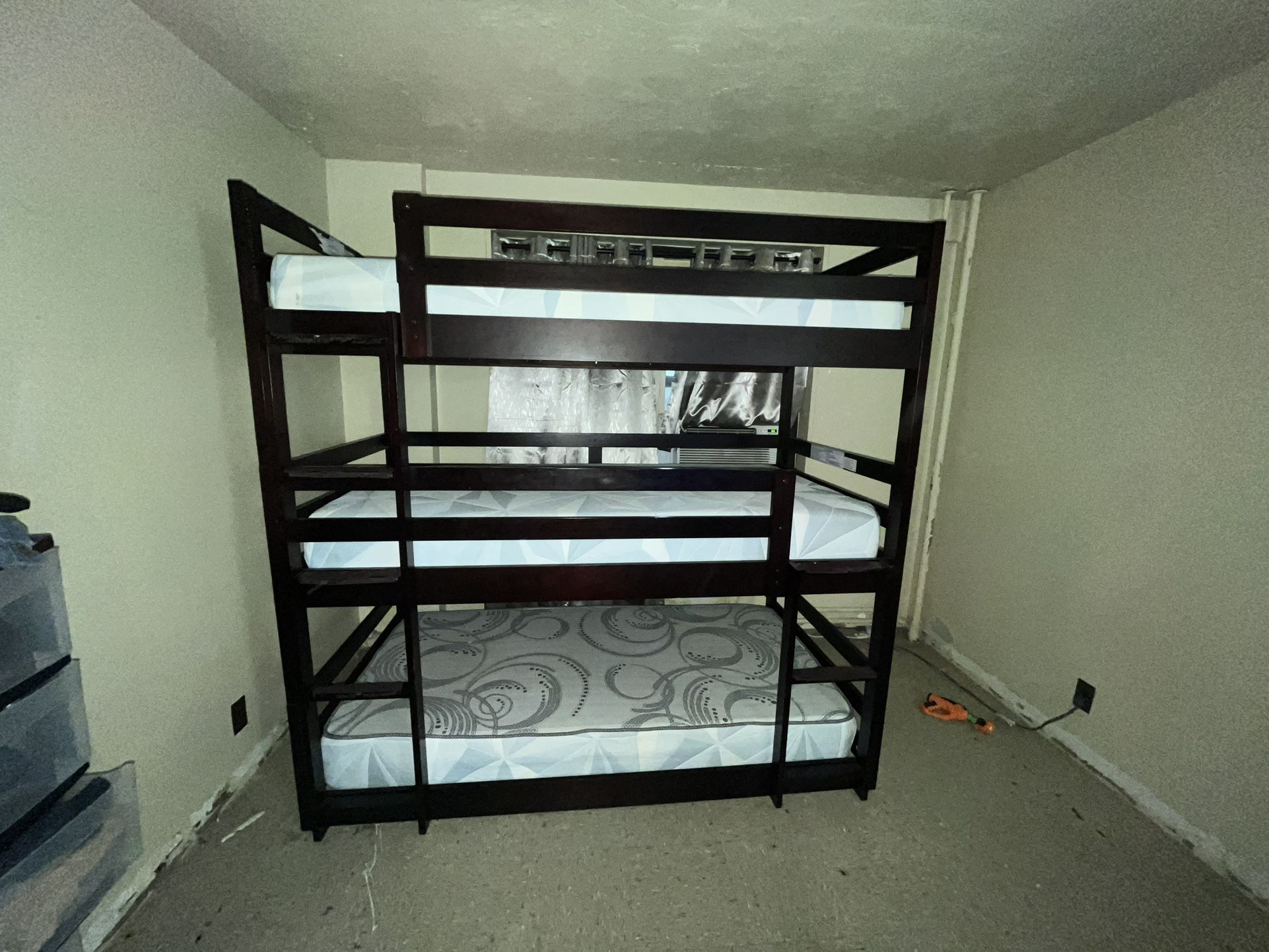Triple Bump Bed