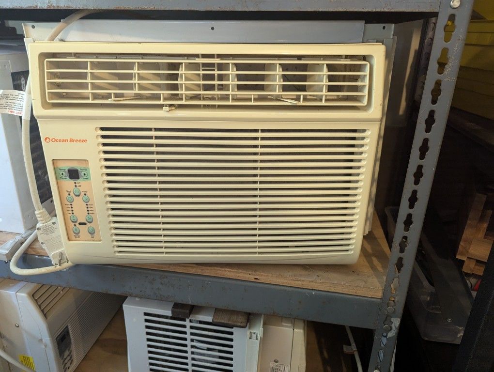 Window Air-conditioning Unit 12000 BTU