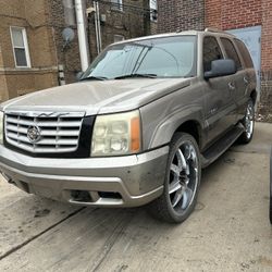 2003 Cadillac Escalade