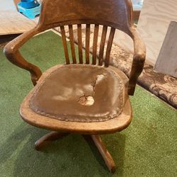 Early 1900s Crocker Chair Co. Swivel Bankers Chair 