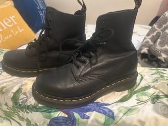 Doc Martens -Women