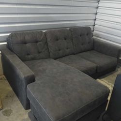 Basically New Grey Sectional Super Cute