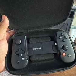 Backbone Lightning Mobile Gaming Controller and travel case