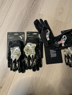 Football Gloves 