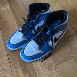 Jordan 1 Signal Blue