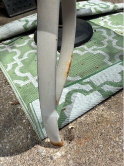 USED GLASS TOP PATIO TABLE!!