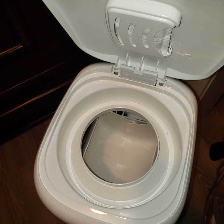 Diaper Disposal Bin