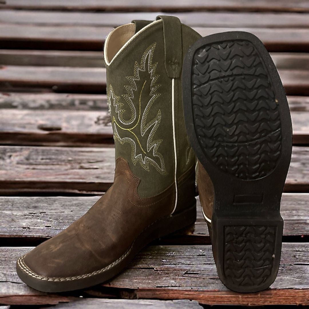 Pocono Western Boot W/ Green upper