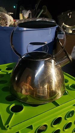 Farberware millennium whistling tea kettle